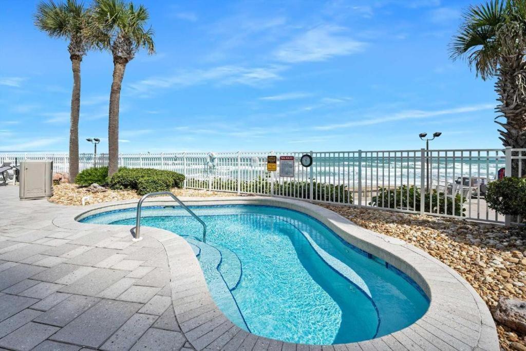 2 Bedroom Direct Oceanfront Wyndham Ocean Walk - Daytona Funland 2226 Appartamento